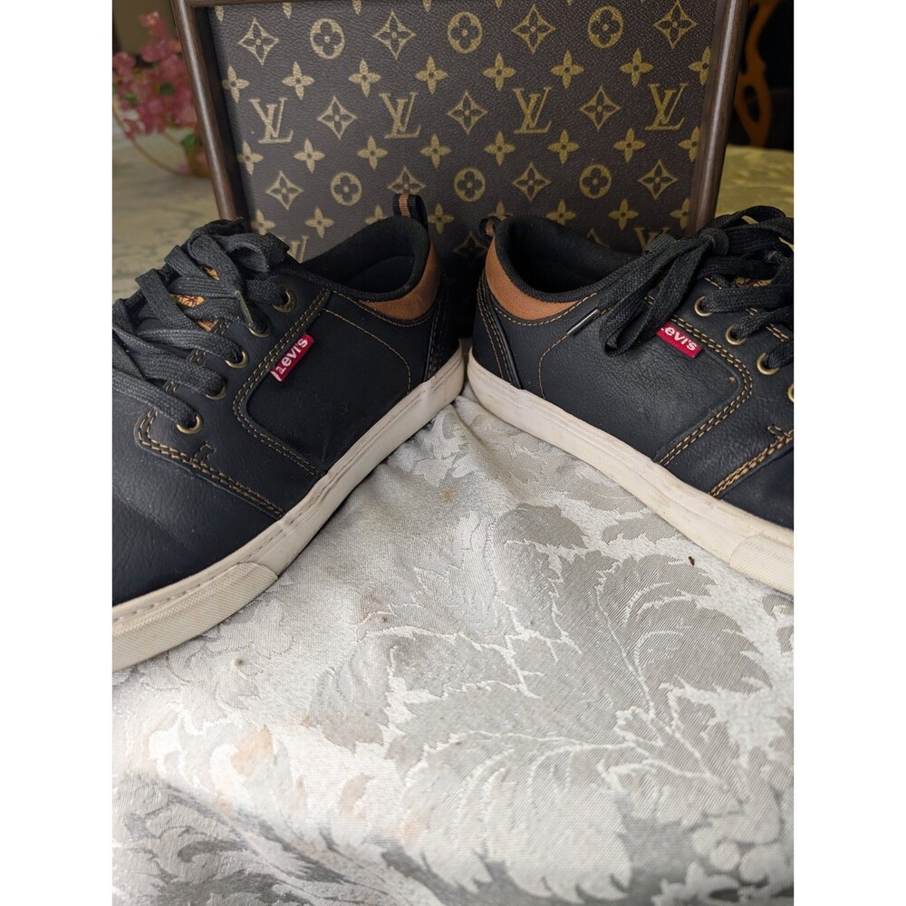 Levi's Men's Black Lace-Up Low-Top Casual Sneakers Synthetic Leather Upper 10.5